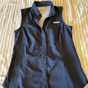 Columbia PFG Button Up